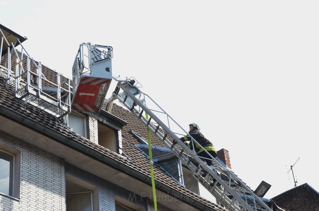 Feuer 2 Y Koeln Altstadt Kyffhaeuserstr P030.JPG - Miklos Laubert